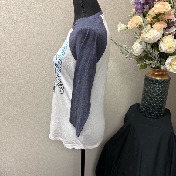 Dallas Cowboys Women’s XS 3/4 Sleeve Raglan Graphic Tee NFL Football Shirt - Picture 2 of 8